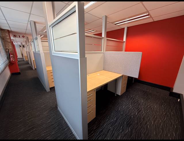 688M² OFFICE TO LET IN PARKTOWN